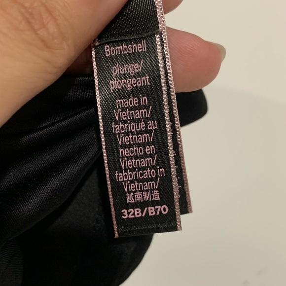 Victoria secret bombshell - Picture 5 of 5